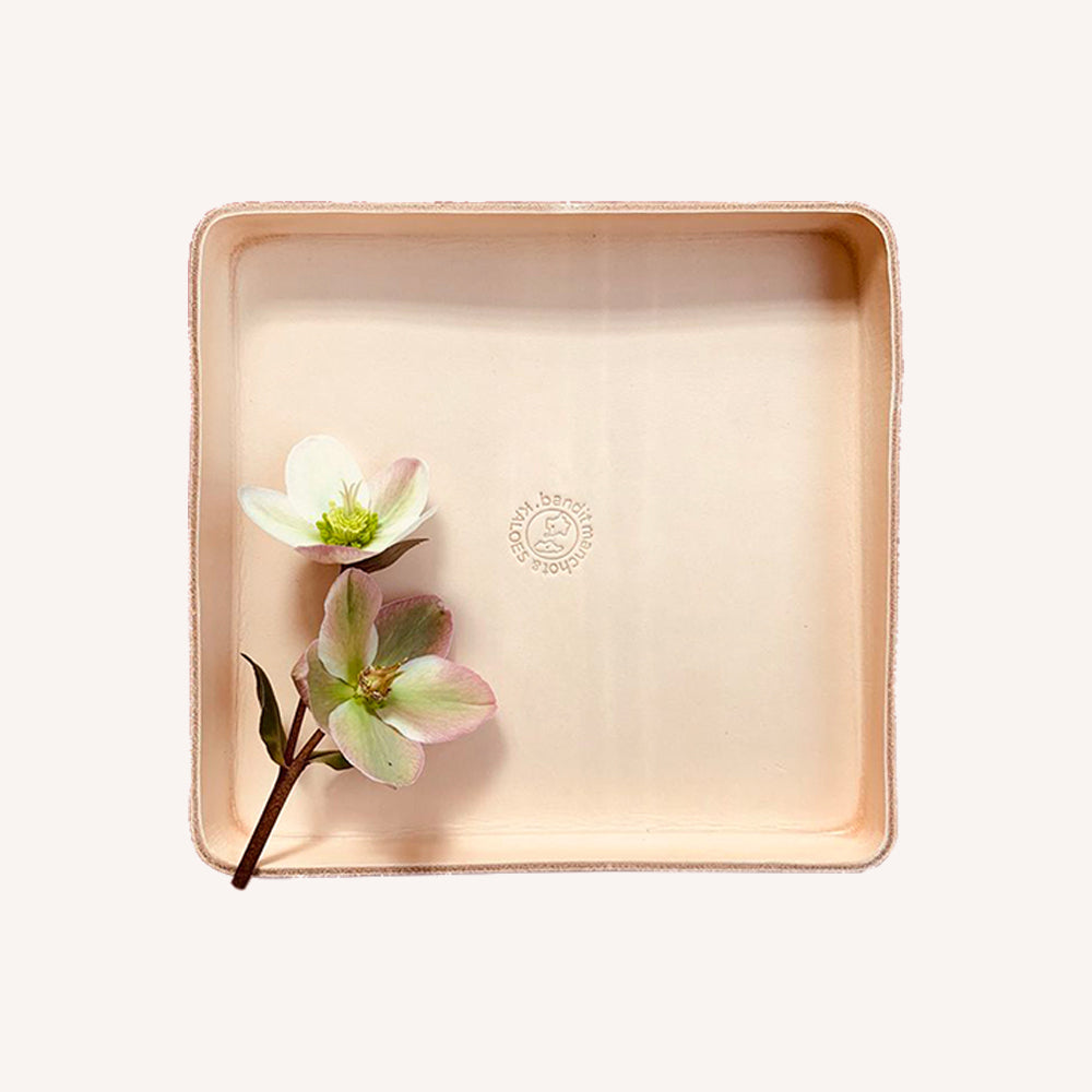 Grand vide-poche en cuir moulé